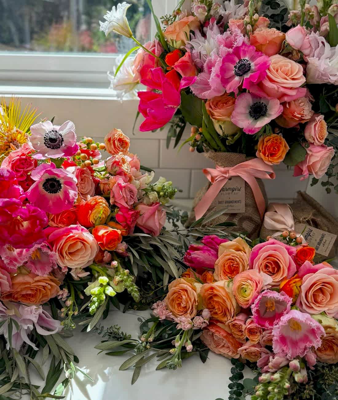 The Perks of Choosing An Online Flower Delivery Service thumbnail